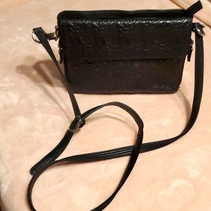 Gun Toten Mamas Crossbody Handbag EUC
